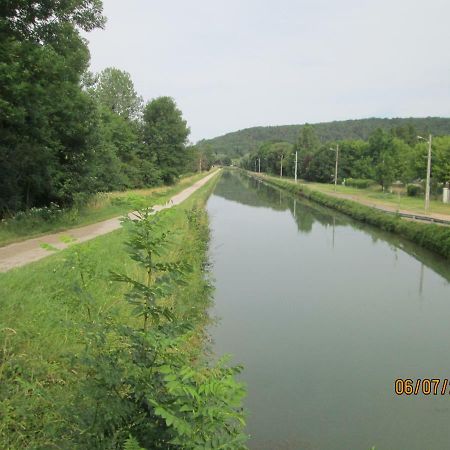 Gite A Saint-Remy Екстер'єр фото